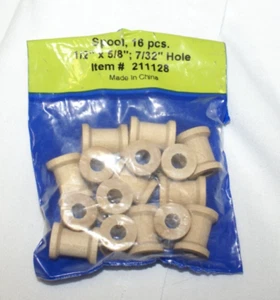 16 Mini Wood Sewing Spools Natural 1/2" DIY Craft - Picture 1 of 2