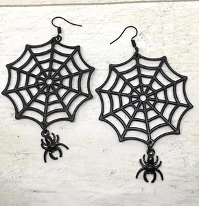 Pair Black Spider Cobweb Earrings Gothic Wicca Pagan Novelty Horror Cosplay - Picture 1 of 5