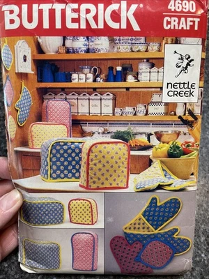 Vintage '80s UC Butterick Craft Pattern Appliance Cover Oven Mitt Potholder - Image 1 of 4