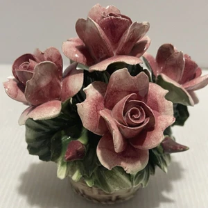 Large Pink Roses Centerpiece Italian Capodimonte 4" Tall - Picture 1 of 7