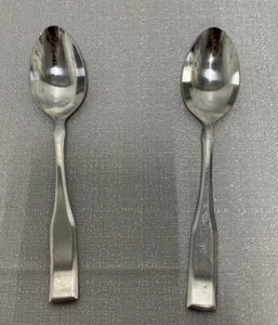 Lot of 2 Provencal By Reed & Barton Select Stainless Teaspoons - Picture 1 of 5
