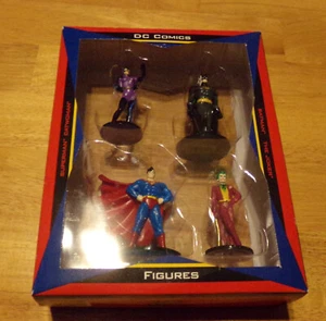DC Comics Figuren 4 Druckguss Set entworfen für die Warner Bros. Studio Store - Bild 1 von 6