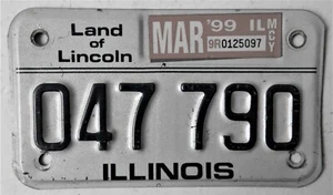 ILLINOIS MOTORCYCLE License Plate 047 790 March 1999 - Picture 1 of 2