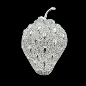 Vintage Sarah Coventry Brooch Strawberry Pin Fruit Silver tone Costume Jewelry - Picture 1 of 10
