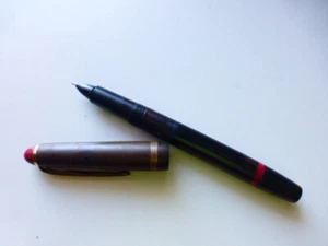 Original rOtring Tintenkuli voll funktionsfähig mit roter Kappe - Picture 1 of 4