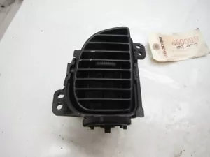 2005 TOYOTA SEQUOIA LIMITED A/T DRIVER LEFT DASH VENT OEM 2006 2007 - Foto 1 di 9