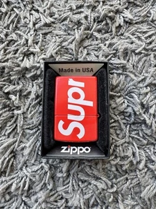 Encendedores metálicos SUPREME x Zippo Box Logo | Rojo | 100 % auténticos | Logo - Imagen 1 de 7