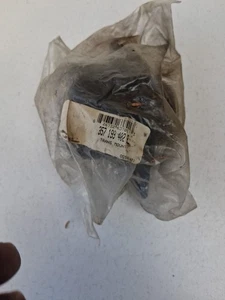 MTC 4093 Transmission Mount 357-199-402B - Foto 1 di 4