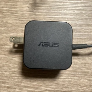 ASUS TP202N TP202NA 12V 2A Genuine AC Charger - Picture 1 of 5