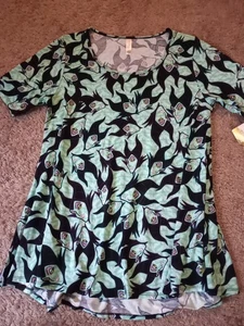 Disney Lularoe Top Maleficent grün & schwarz Bösewicht perfekt T Medium - Bild 1 von 13