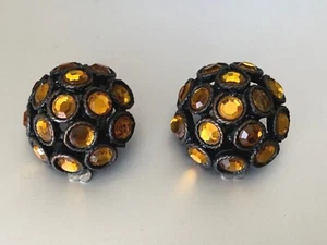 Beautiful Vintage 1950s French Clip on Earrings -Dome w. Orange Rhinestones -2cm - Picture 1 of 4