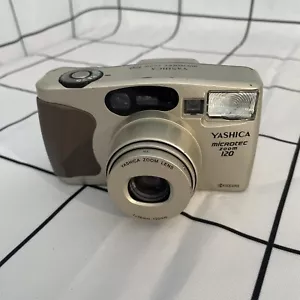 Macchina fotografica Yashica Microtec Zoom 120 35 mm - Foto 1 di 4