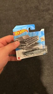 HOT WHEELS Treasure hunt chevy impala - Bild 1 von 2