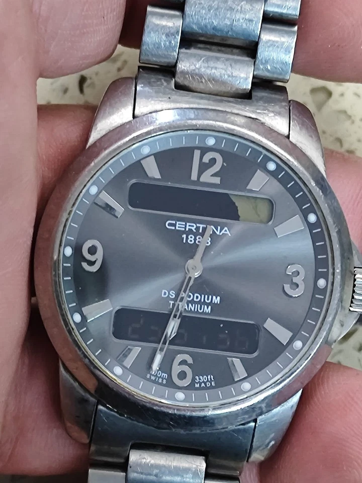 Reloj Certina DS Podium Titanio Dos Temporizadores 193.7129.12.66 Trabajo LCD Sangrado Foto 1 de 4