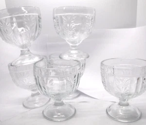 ✅ Set of 6 Vintage Pressed Glass Goblets – Leaf Pattern – 4.5" Pedestal Dessert - Picture 1 of 1