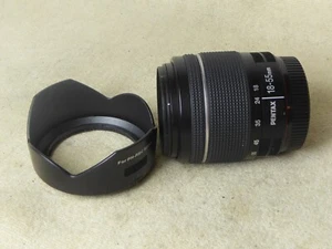 smc PENTAX-DAL 18-55mm f/3.5-5.6 AL WR; White Lens hood +cap/filter - Picture 1 of 4