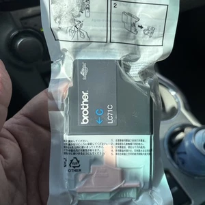 Brother LC71C Ink Cartridge Cyan Brand New - Picture 1 of 4