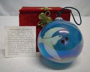 Vtg Hand Blown Glass Ornament Reverse Hand Painted Peace Dove & Holly-Orig. Box - Picture 1 of 11