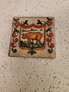 Piastrella animale da fattoria in ceramica vintage; un maiale; dipinta a mano - Foto 1 di 3