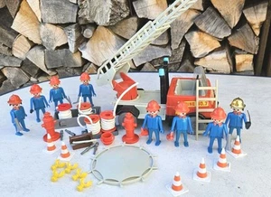 Playmobil 3236 Klicky City Feuerwehr Leiterwagen 8 Figuren & viel Zubehör - Bild 1 von 12