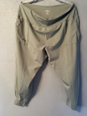 Under Armour Women’s Light Green Leggings, Size 3xl - Image 1 of 3