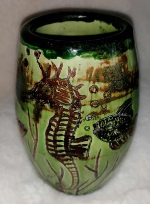 Interess. Keramikvase sign. C.D. oder D.C. um 1920? - Bild 1 von 4