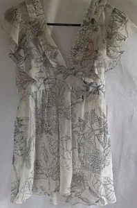 LIPSY BLACK/WHITE Stunning Chiffon DRAGONFLY Top BRAND NEW UK8π»πΌπ» - Picture 1 of 21