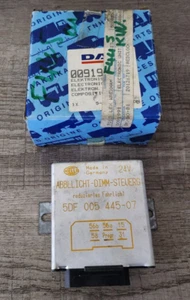 Original DAF 95 Luz de Cruce Relé 0091991 Hella Marca Nuevo en Caja - Picture 1 of 3
