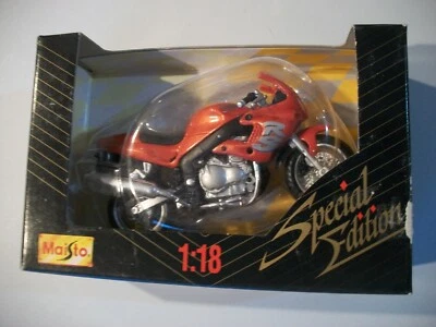  Maisto Special Edition TRIUMPH RS MOTORCYCLE New in Box 1:18 Scale  - Image 1 of 4