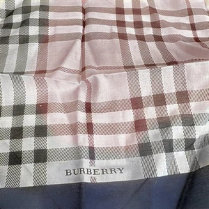 Bufanda de seda Burberry multicolor beige a cuadros - Imagen 1 de 4