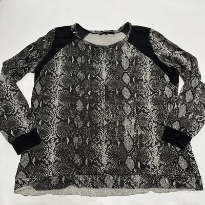 Женская толстовка с узором змеиная кожа Generation Love размер M с длинным рукавом круглый вырез - Изображение 1 из 4