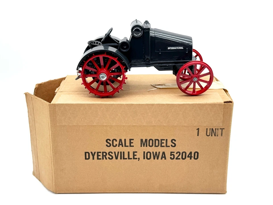 1/16 International Harvester 8-16 - Image 1 of 1