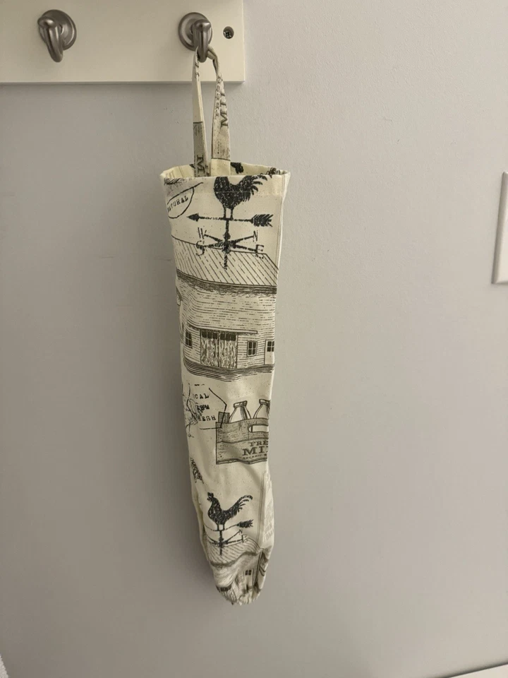 Dispensador de bolsa de plástico para animales de granja 6x19 Foto 1 de 1