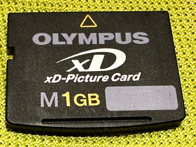 xD Picture Card M 1GB Olympus - Image 1 of 2