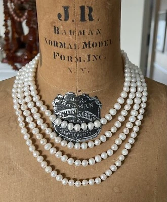 Collar de 4 hilos de perlas barrocas reales con cierre de estrás de ley Foto 1 de 4