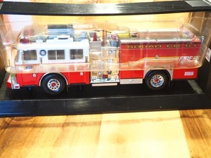 Code 3 FDNY 1:64 Limited Edt. Seagrave Squad 61 Version 1 - Bild 1 von 2