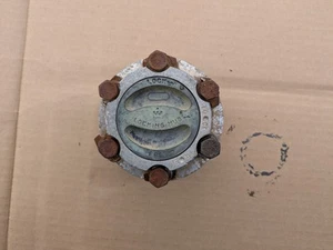 International Scout 80 800 Dana 27 30 Front Axle Locking Hub 10 Spline - Picture 1 of 4