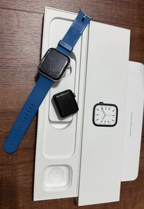 Apple Watch SE 44 mm For Parts Only And 38mm Series 3 Watch Parts - Picture 1 of 11