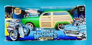New In Box 1950 Ford Woody Muscle Machine Green  1/18 Scale - Picture 1 of 4
