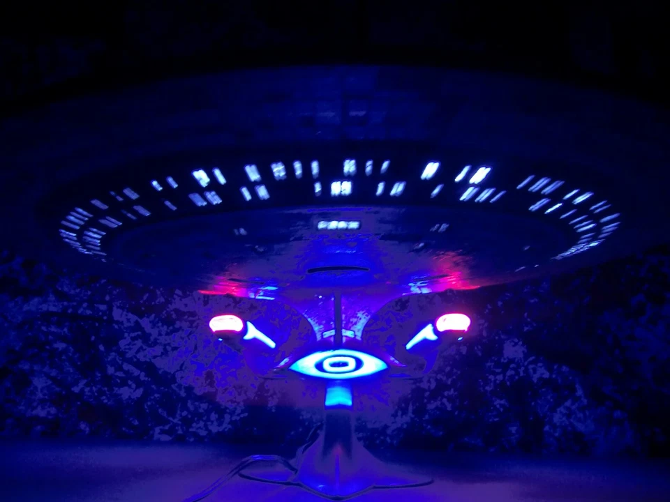 BRAINSTORM CREATIVE ARTS Effekt LED Beleuchtungsset - Star Trek U.S.S. Enterprise NCC 1701-D 1/1400