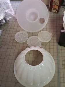 Vintage Tupperware Par-T-Jel stampo per gelatina #776, 777, 778 bianco trasparente - Foto 1 di 3