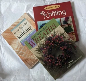 CRAFTING BOOK LOT OF 3! Wreaths & Knitting All In Perfect Condition! Non-Smoking - Picture 1 of 5