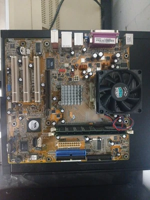 Материнская плата ASUS A7V8X-LA  - Изображение 1 из 3