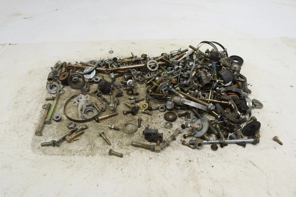 Polaris Sportsman 570 16 parafusos ferragens diversas ATV 45733 - Imagem 1 de 1