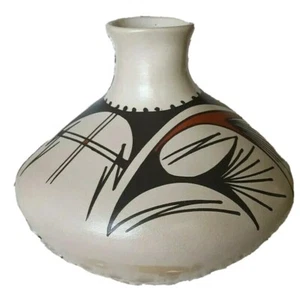 Jorge Corona signed Mexico pottery vase in black, orange 4 3/4" h, 5 3/4" w - Picture 1 of 5