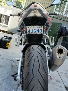 TRIUMPH DAYTONA 675 FENDER ELIMINATOR TAIL TIDY 2004-2012 BLACK FRONT FACING - Picture 1 of 12