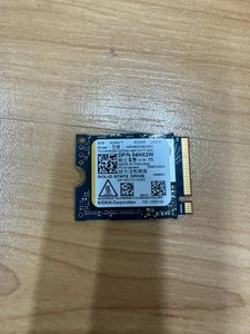 KIOXIA 2450 256GB SSD M.2 2230 NVMe PCIe Gen4x4 | KBG60ZNS256G | 04HX2W - Afbeelding 1 van 1
