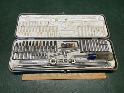 Juego de enchufes vintage CRAFTSMAN -V- Series 1/4" Drive SAE en caja metálica ~ EE. UU. 44039 Foto 1 de 4