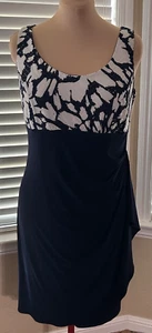 Vestido Colección Dressbarn Talla 12 Estampado Lentejuelas y Azul Marino con Fruncido Lateral - Imagen 1 de 16