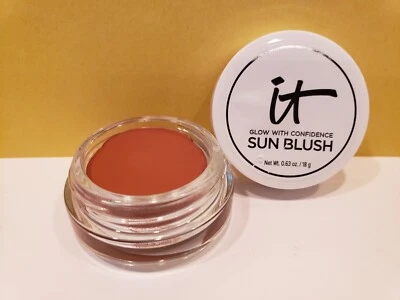 It Cosmetics ~ Glow with Confidence Sun Blush/Bronzer ~ Sun Warmth #30 - Image 1 of 3